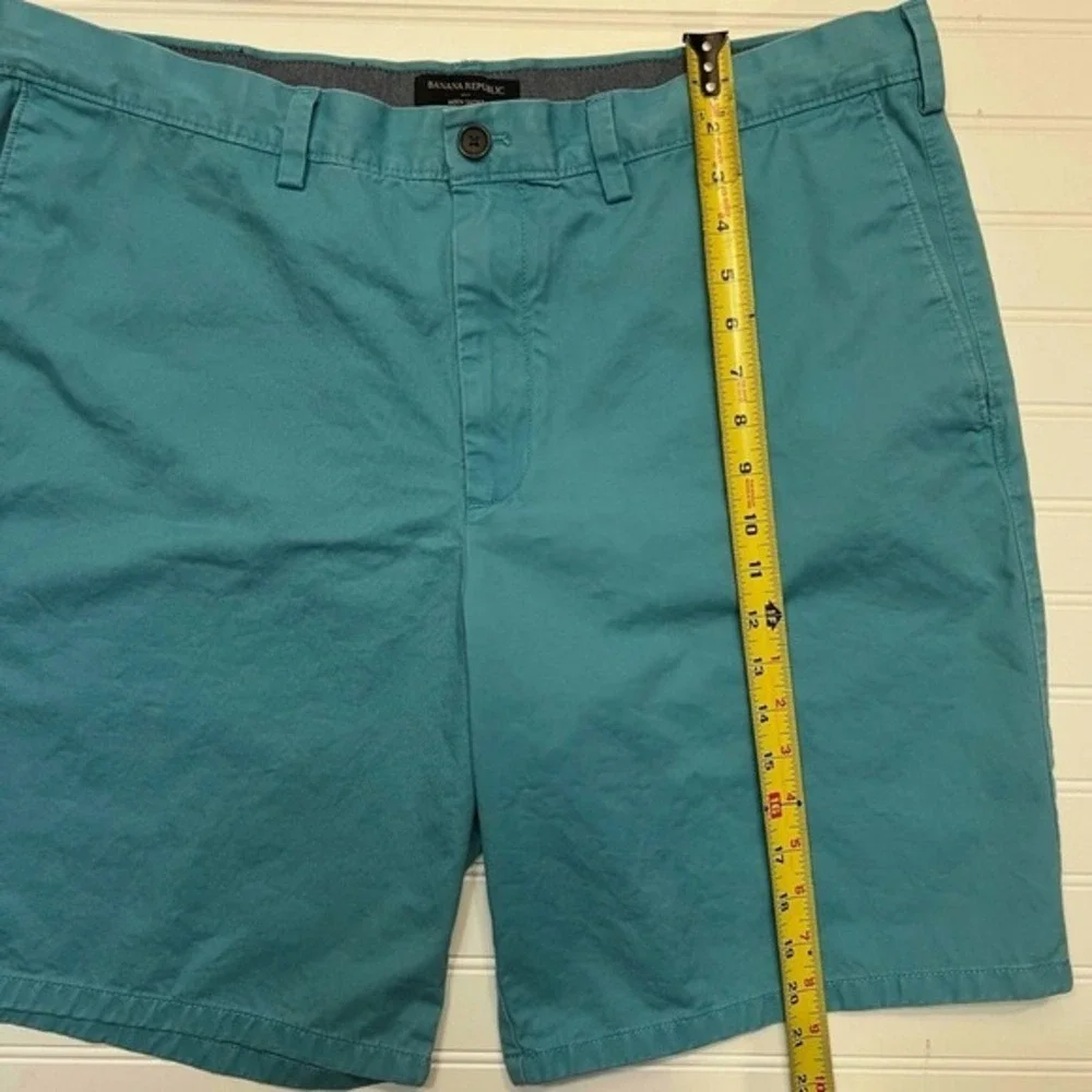 Banana Republic Aiden‎ Shorts Aqua Blue 100% Cotton Flat Front Chino Size 38